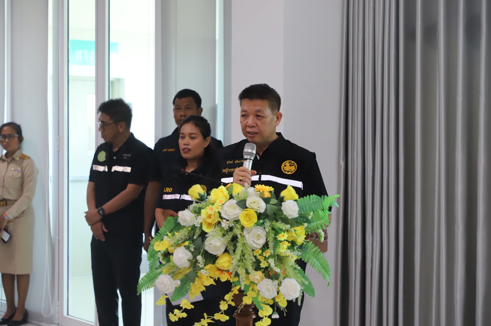 title - รมช.เกษตรฯ มอบโฉนดเพื่อการเกษตร โฉนดต้นไม้ ยกระดับที่ดินทำกินในกระบี่ หนุนเกษตรกรเข้าถึงแหล่งทุน